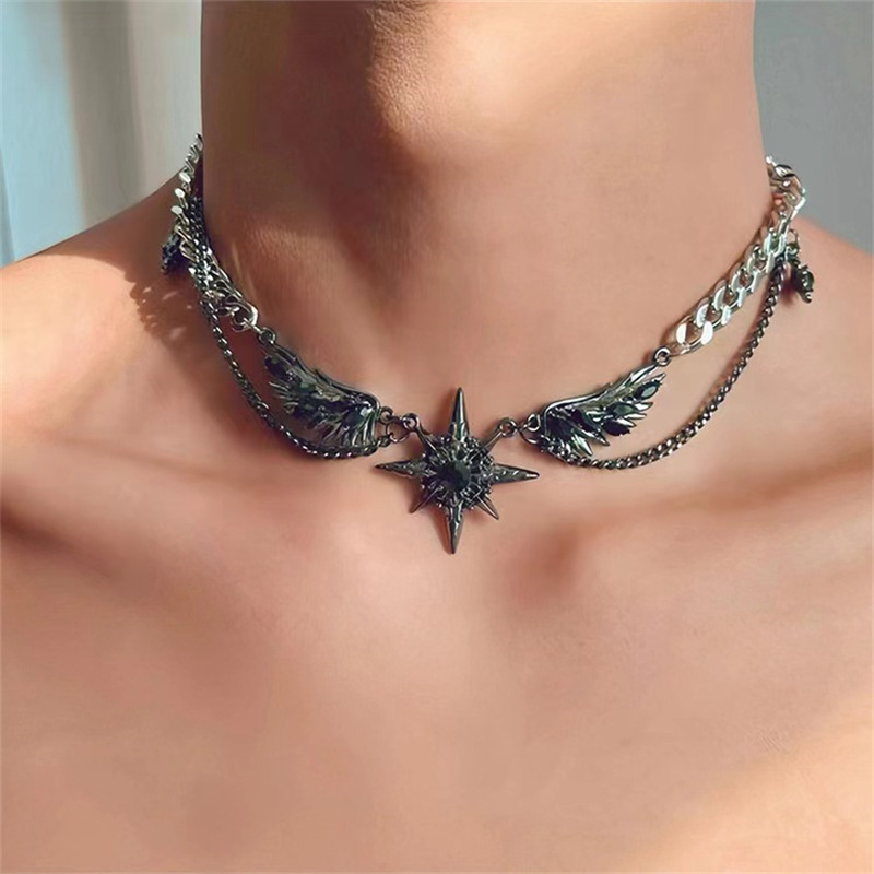 Kalung Sayap Bintang Berduri G - Men Accessories Singapore ulasan dan harga